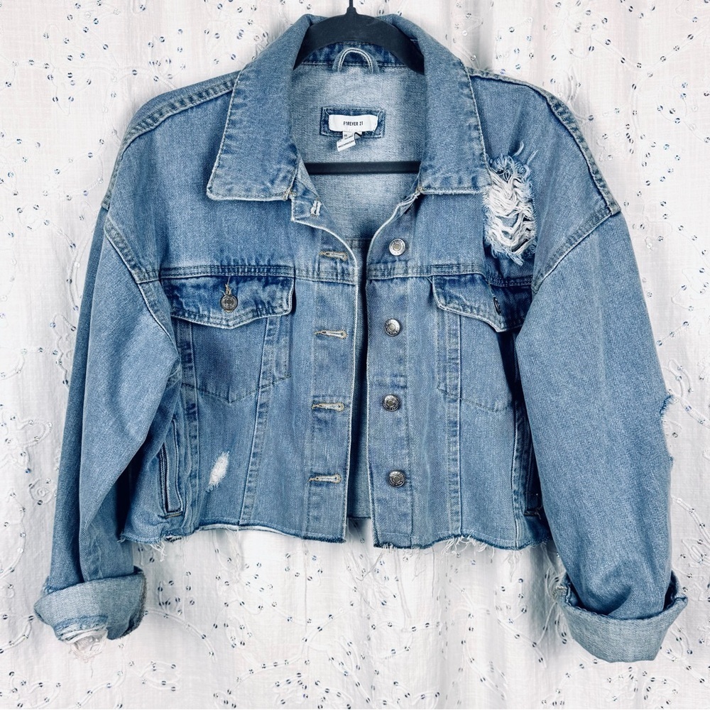 Forever 21 Distressed Cropped Denim Jacket – Size Medium
